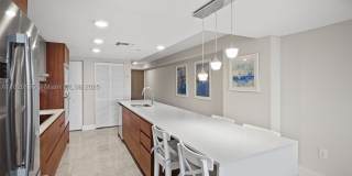 9261 E Bay Harbor Dr Gallery 7