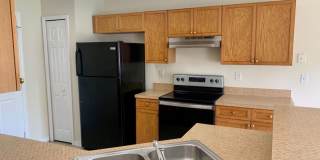 Cozy & Updated 4-Bedroom Home with Internet Included in Poinciana! Gallery 8