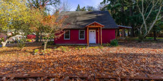 2 Bedroom 1.5 Bath Farm House Gallery 1