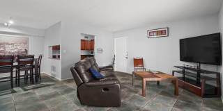 3083 N Oakland Forest Dr Gallery 42