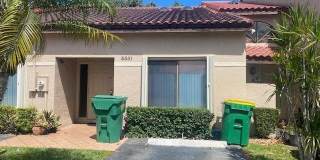 3551 Inverrary Boulevard Gallery 2