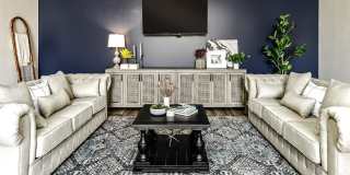Lakeside Hills Apartments Gallery 34