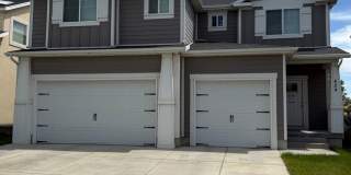 Great 4-Bedroom Home in Vineyard! Gallery 1