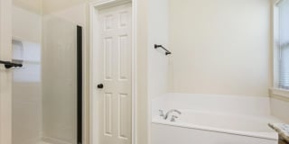 3BR / 2BA Duplex in Hewitt, Texas | Midway ISD Gallery 20