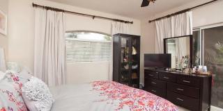 8653 East Royal Palm Road Gallery 8