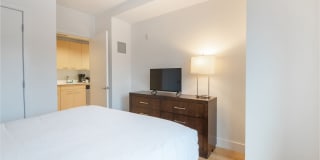 1085 Boylston Gallery 11