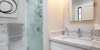 Exquisite Tree Section Home with A/C Gallery 25