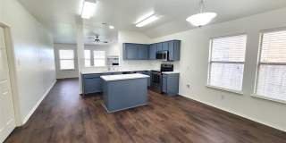 2004 Helmoken Falls Drive Gallery 3