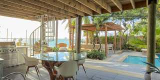 2440 North Shore Terrace Gallery 1