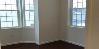 2027 Green Ridge 2nd Floor Street Gallery 6