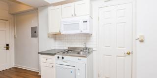 735 TAYLOR Apartments Gallery 7