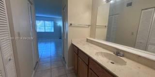 6361 N Falls Cir Dr Gallery 10