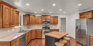 Spacious 5 Bed Kaysville Home with 3-Car Garage Gallery 13