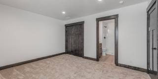 Brand New 3 bed 2.5 townhome Gallery 13