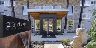 Grand Vista Gallery 26