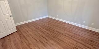 411 Eastley Court unit: H Gallery 27
