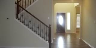 BEAUTIFUL 5 BEDROOM, 3.5 BATHROOM HOME! Gallery 6