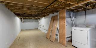 1842 MCKEAN Street Gallery 38