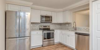 6 VICTORIA MANOR Court Gallery 1