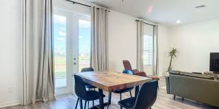 Spacious 4-Bedroom Home in Hampton Oaks | Modern Finishes & Open Floor Plan Gallery 15