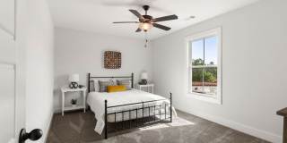Designer Home near Auburn University's Campus! Gallery 11