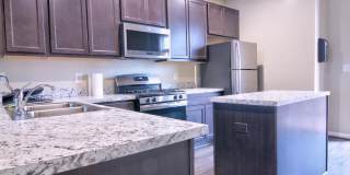 333 WHITE OAK Way Gallery 4