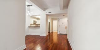 1500-00 CHESTNUT Street Gallery 6
