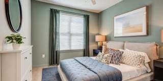 Caliza at the Loop Gallery 10