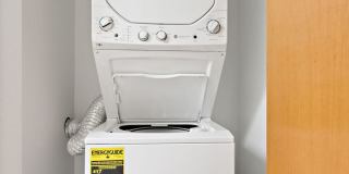 Bellevue One Condo Apartments Gallery 18