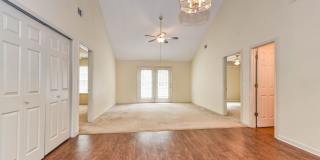 3 Bedroom, 2 Bath Home with Fully Fenced Yard – Pet Friendly! Gallery 4