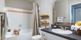 Lofton Place Gallery 42