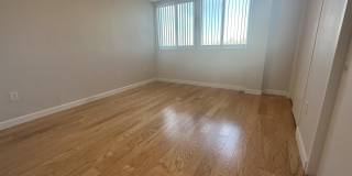 1100 Erie Avenue Gallery 7
