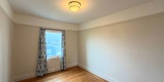 UPDATED LARGE BRIGHT 1250sf 2BR/1BA/1GR Crocker Home  AVAILABLE NOW Gallery 14