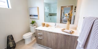 Eurus at Miramar Gallery 12