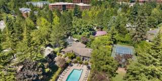 Hunt Club Gallery 18