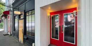 Charming 2BR in East Rock | Hot Water Included | Walk to Yale & SOM Gallery 4