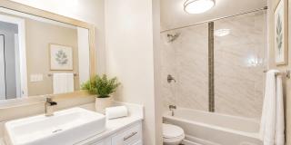 The Evalee Apartments Gallery 3