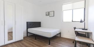 1607 W 35th Place - Co-Living Gallery 9