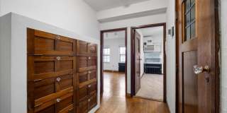 342 S Highland Ave Gallery 3