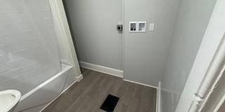 219 w 15th Large 3 Bedroom House - Central Davenport Gallery 12