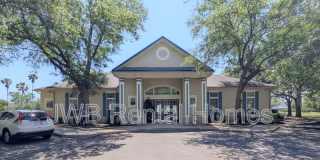 13700 Richmond Park Dr N #1002 Gallery 21