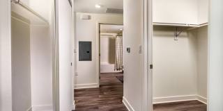 Ovelo Hollywood Gallery 17