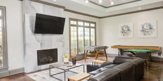 Walnut Hill Gallery 13