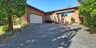 Prime location Gallery 1