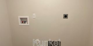 808 Applewoood Creek Drive Gallery 18