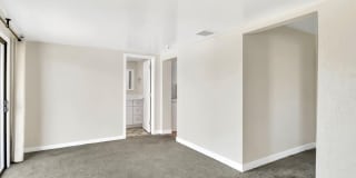 544 W 17th Place Gallery 14