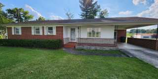 3-Bedroom Home in Sparta with Hardwood Floors, Carport & Covered Porches Gallery 1