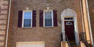 Luxurious And Spacious 3 Bed 2 Bath Brick Townhouse In Tysons Station Gallery 1
