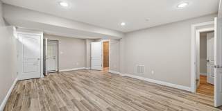 8474 ARARAT Court Gallery 29