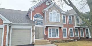 1871 Fox Run Drive unit: A Gallery 1